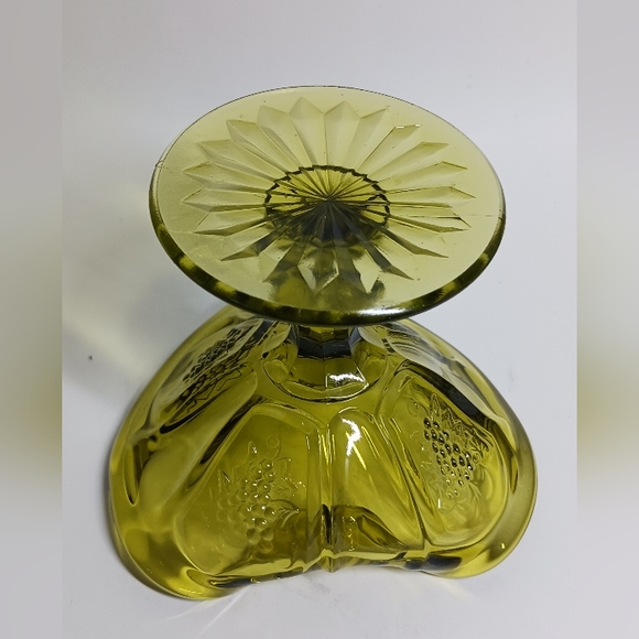 1960 LE Smith Green Glass Grapes Pedestal 4" Compote Dish Round Base - Picture 6 of 8